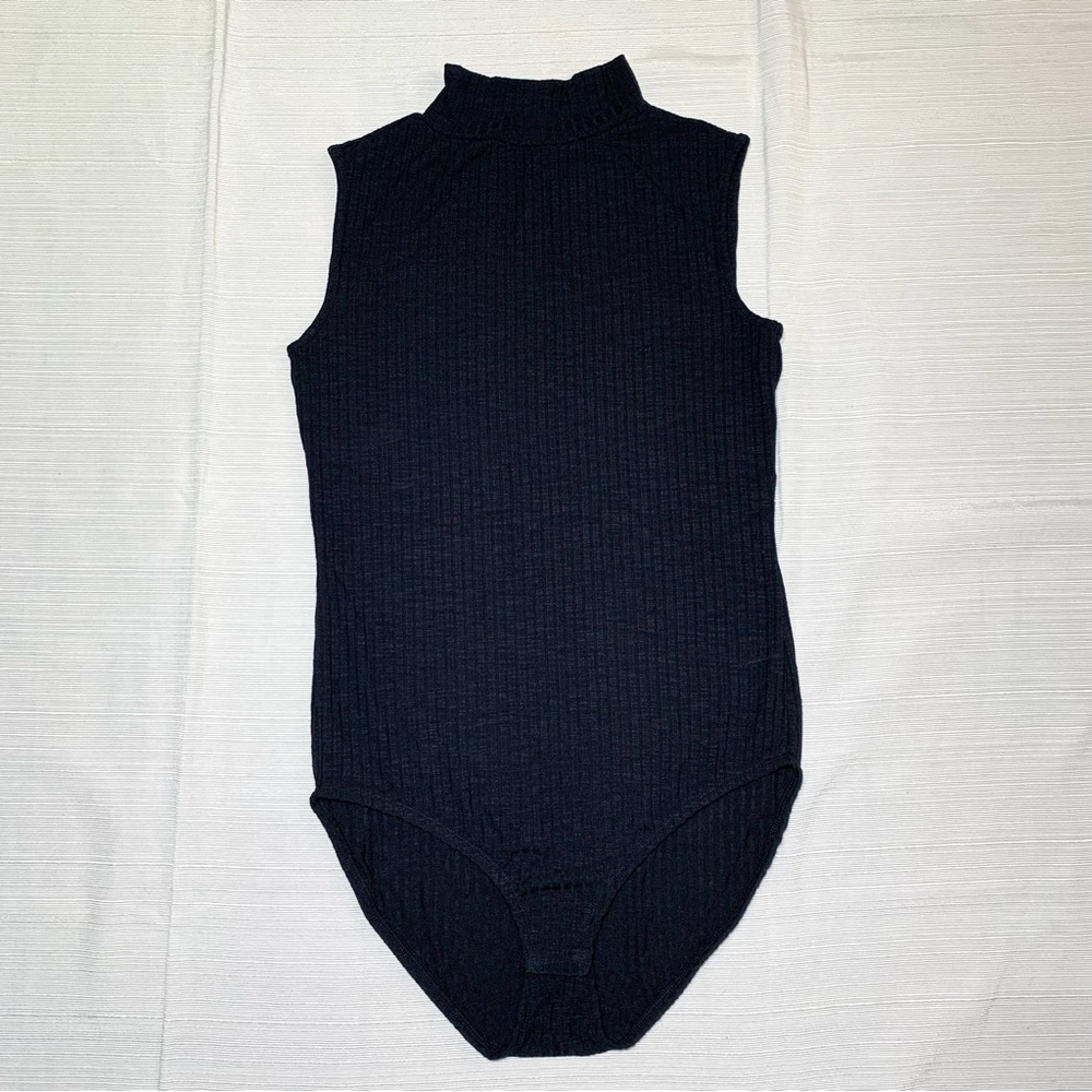 Cato Black NWT Ribbed Sleeveless Bodysuit Mock-Neck Sz XS Leotard Stretch Sleek